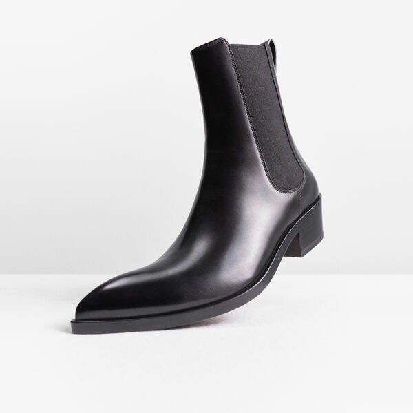 MEN'S SHOES